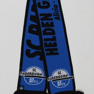Blauer Schal mit dem Schriftzug 'Helden Geboren' und dem Logo von SC Paderborn.