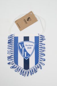 Wimpel des VfL Bochum 1848 mit blauen und weißen Streifen und Fransen.