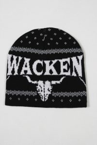 Schwarze Strickmütze mit dem Schriftzug 'WACKEN' und einem Hornskelett-Motiv.