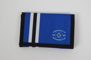 Blaue Geldbörse mit Hamburger SV Supporters Club Logo und Streifenmuster.